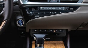 Lexus ES300 - local